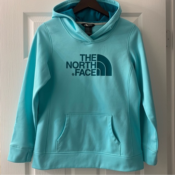 The North Face Jackets & Blazers - • [The North Face] Basic Hoodie •
